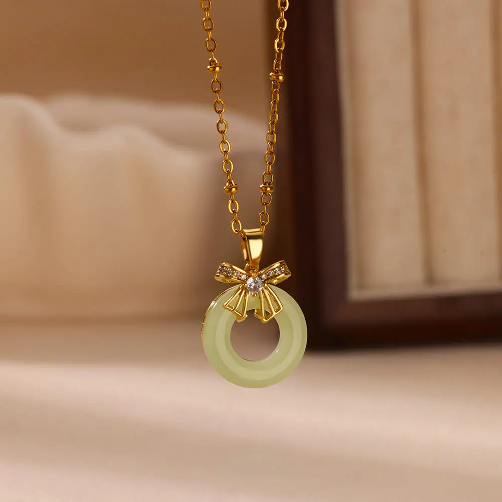 Vintage Stainless Steel Butterfly Round Stone Necklaces For Women Gold Color Circel Stone Pendant Necklace Wedding Jewelry Gift